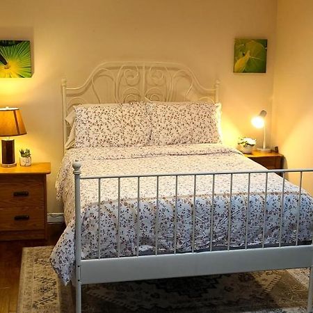 Spacious And Bright Unit With Natural Light. ピカリング エクステリア 写真
